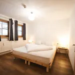 Appartementhaus Der Loewe Am Arlberg *