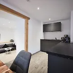 Appartementhaus Der Loewe Am Arlberg Flirsch