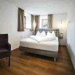 Appartementhaus Der Loewe Am Arlberg Flirsch