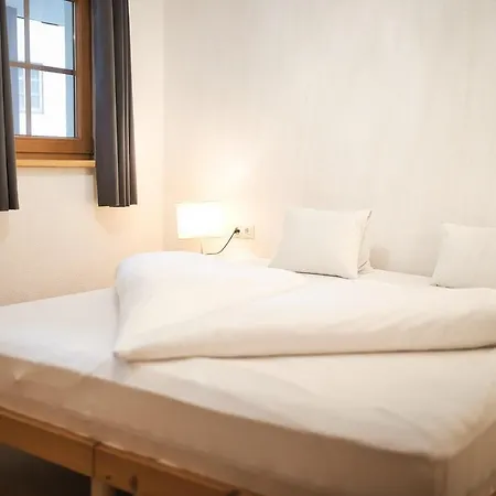 Appartementhaus Der Loewe Am Arlberg Apartmán Flirsch