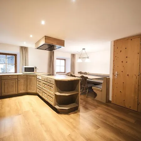 Appartementhaus Der Loewe Am Arlberg Apartmán