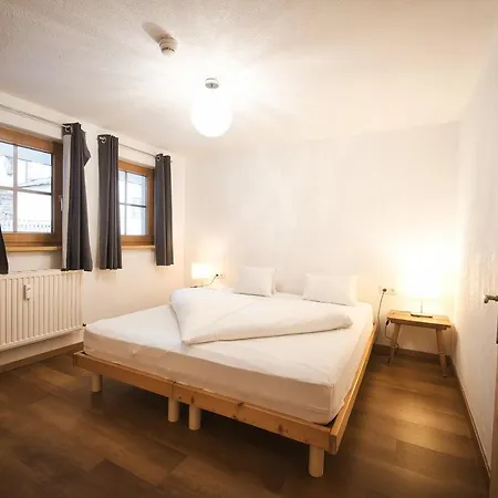 Appartementhaus Der Löwe Am Arlberg *