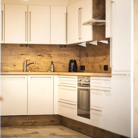 Appartementhaus Der Löwe Am Arlberg Flirsch