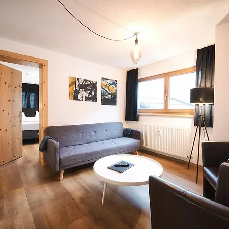 Apartman Appartementhaus Der Loewe Am Arlberg