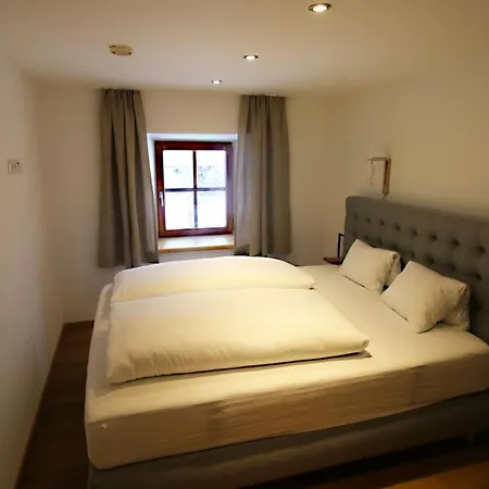 Appartementhaus Der Loewe Am Arlberg *